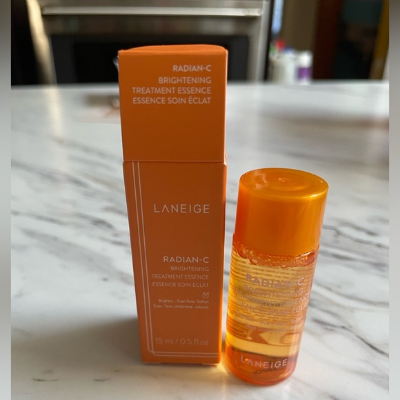 LANEIGE RADIA -C BRIGHTENING TREATMENT ESSANCE - Picture 1 of 1
